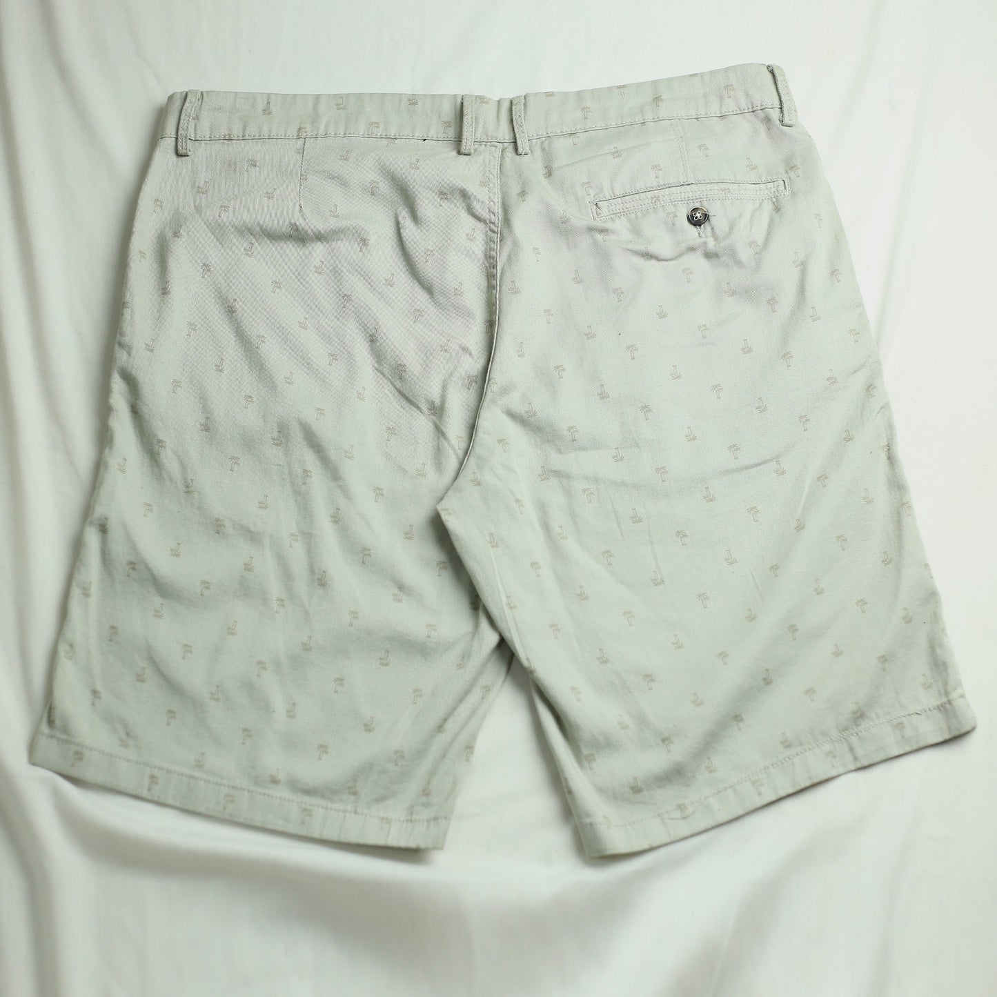 Men's Off White Printed Cotton Shorts